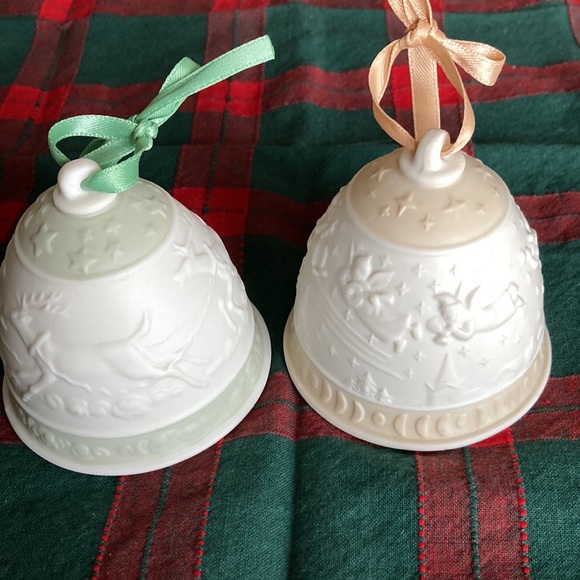 LLADRO CHRISTMAS BELLS ORNAMENTS ‘88 & ‘89 lot of 2 $35 - Picture 2 of 11